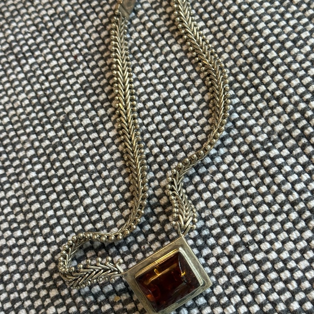 Silver- Necklace with Amber Square Pendant
